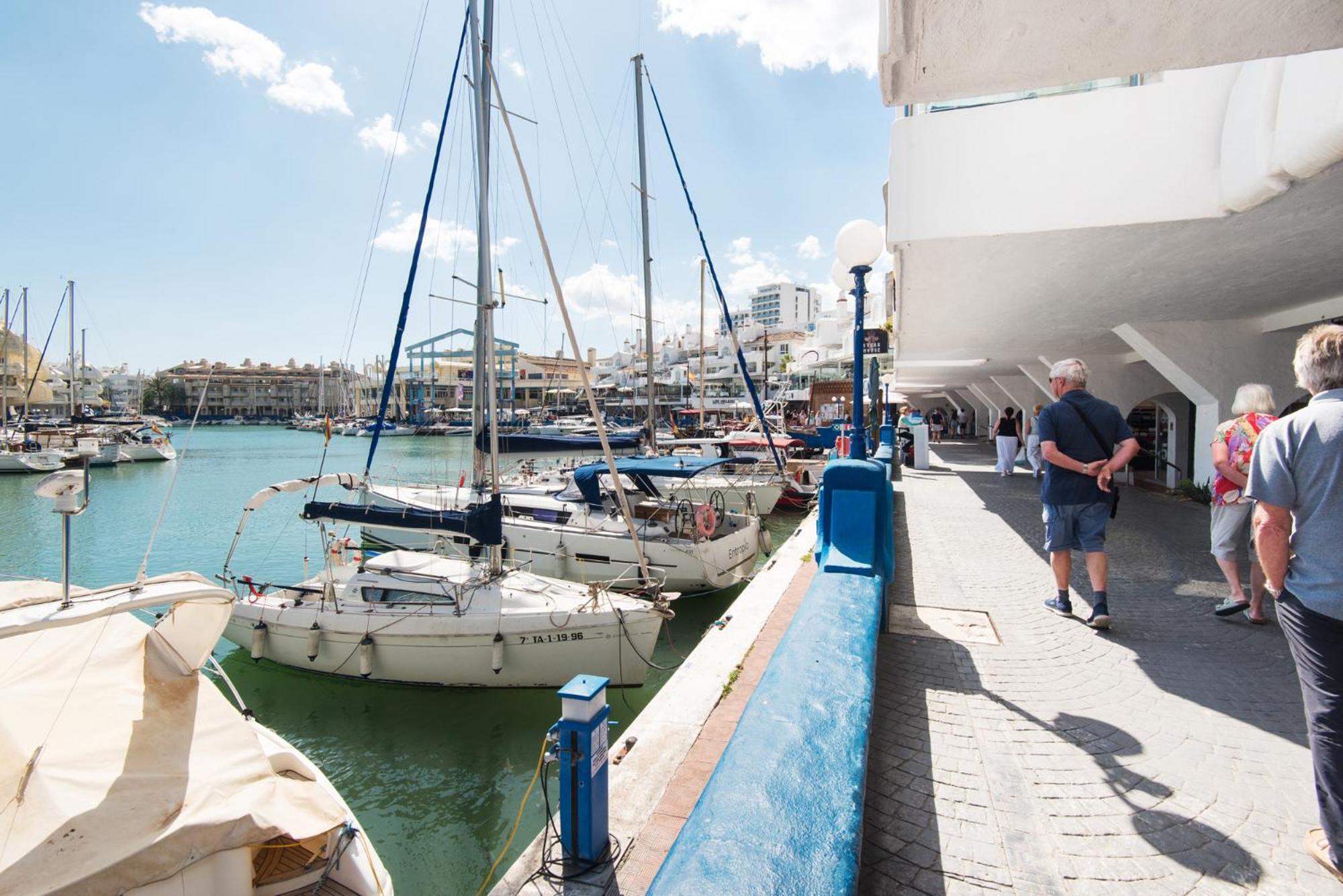 Apartmento En La Pequena Venecia, Puerto Marina Benalmádena Exterior foto